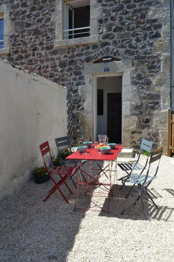 Gite Du Lavoir Le Puy-en-Velay Екстериор снимка